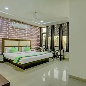 Treebo Trend Benz Hotel