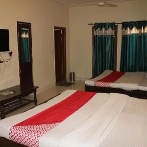 New Apple Rose Near Railway Station Dariya Uco Bank Ke Pass Hotel