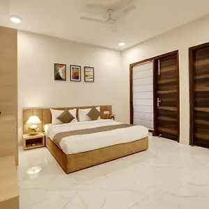 Limewood - Fortis Hospital Gurgaon