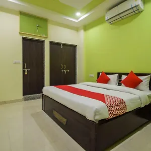 Oyo 35734 F Cube Udaipur